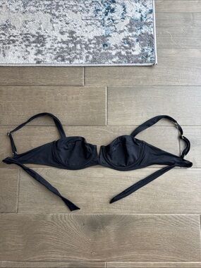 Monday Swimwear Black Underwire Bikini Top